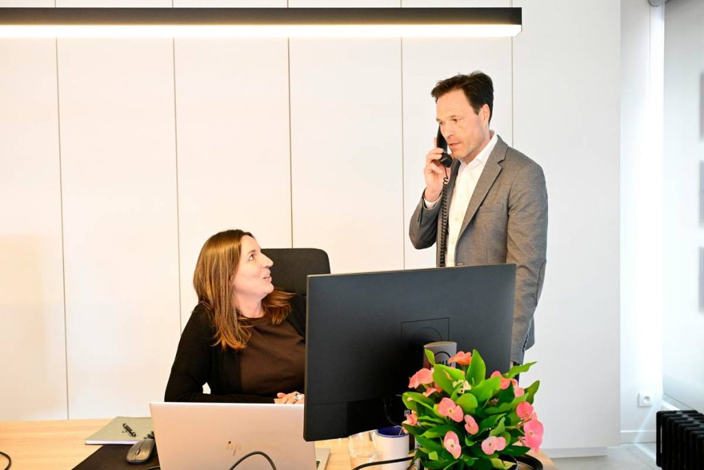 Peak Call Times: 7 Proven Strategies to Avoid Costly Productivity Mistakes